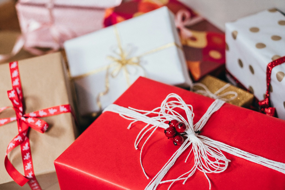 Should All Real Estate Agents Give A Closing Gift?