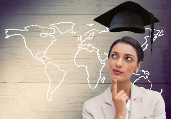 How an Overseas Education Counsellor Helps You Choose the Right Country to Study Abroad